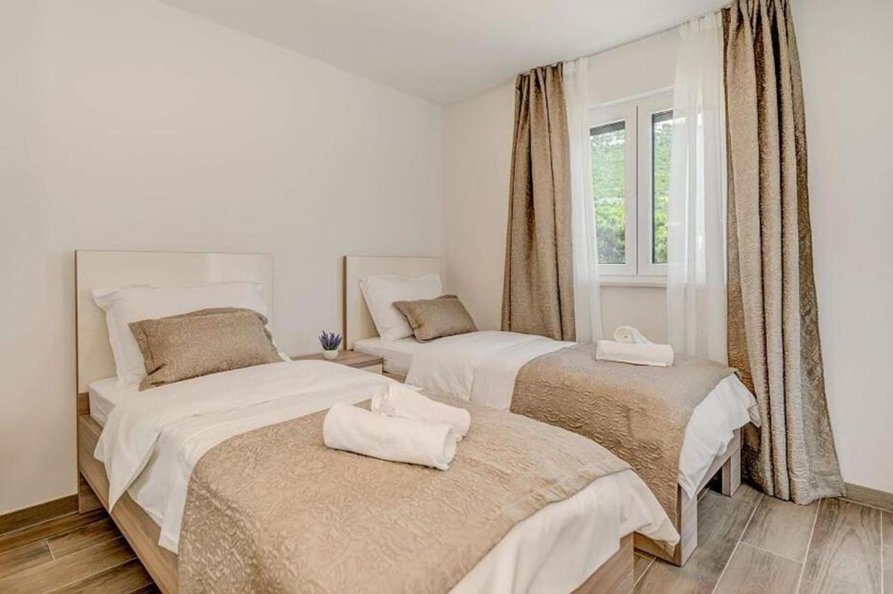 Villa Ivo Promajna Esterno foto