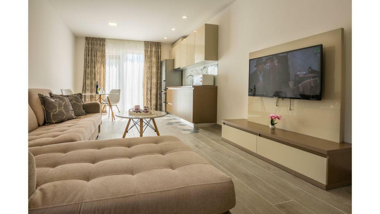 Villa Ivo Promajna Esterno foto
